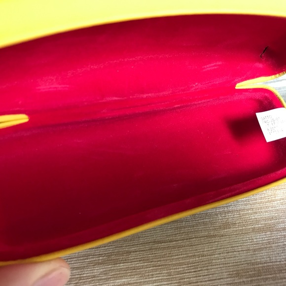 Ray Ban Authentic Wayfarer Sunglasses With Case - Picture 5 of 6